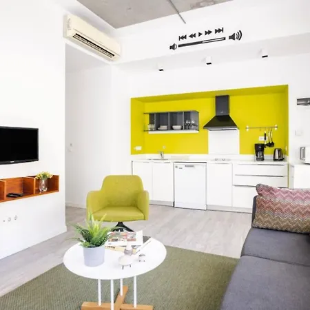 Cute Compact 1bd1bath Gem Shared Terrace! #397 Διαμέρισμα
