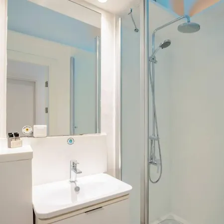 Cute Compact 1bd1bath Gem Shared Terrace! #397 Apartamento