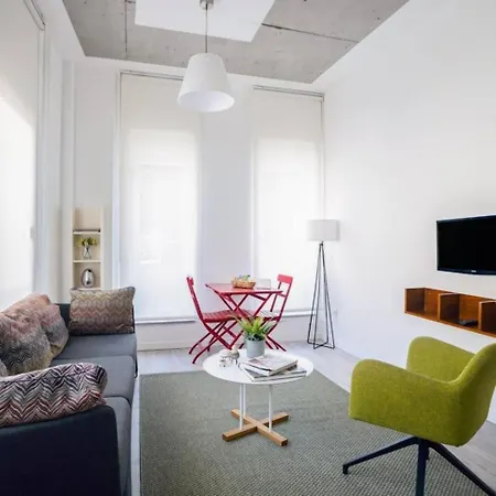 Cute Compact 1bd1bath Gem Shared Terrace! #397 *