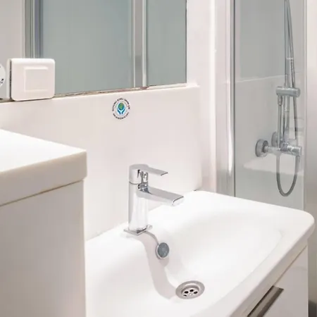 Daire Cute Compact 1bd1bath Gem Shared Terrace! #397 *